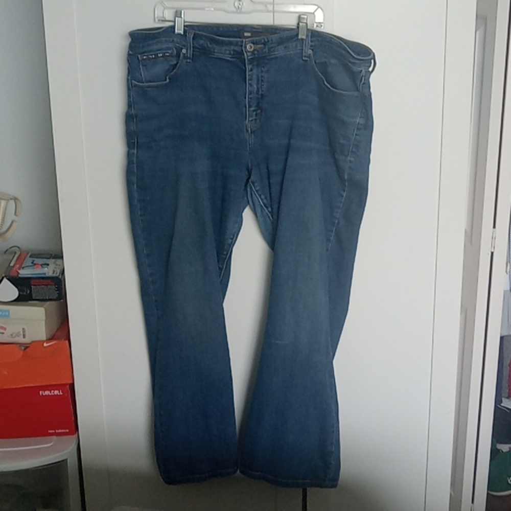 44x30 Levi's 512 Boot Cut Perfectly Shaping Jeans EUC